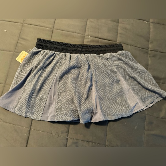 FP Movement Shorts - Picture 4 of 5